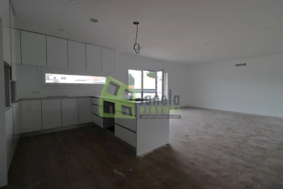 Moradia T3 para Venda em Quinta do Anjo