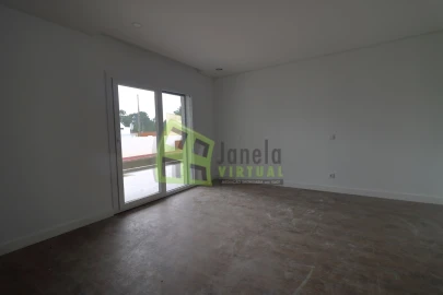 Moradia T3 para Venda em Quinta do Anjo