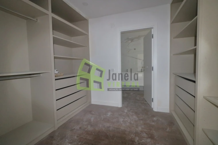 Moradia T3 para Venda em Quinta do Anjo Foto 16
