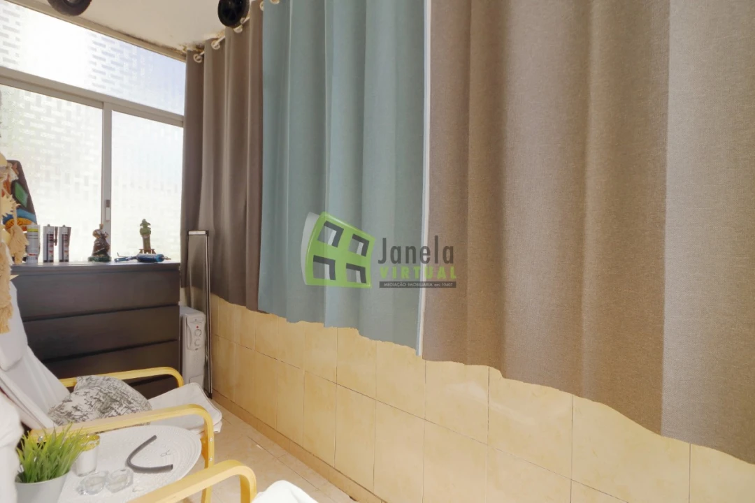 Apartamento T2 para Venda em Corroios Foto 8