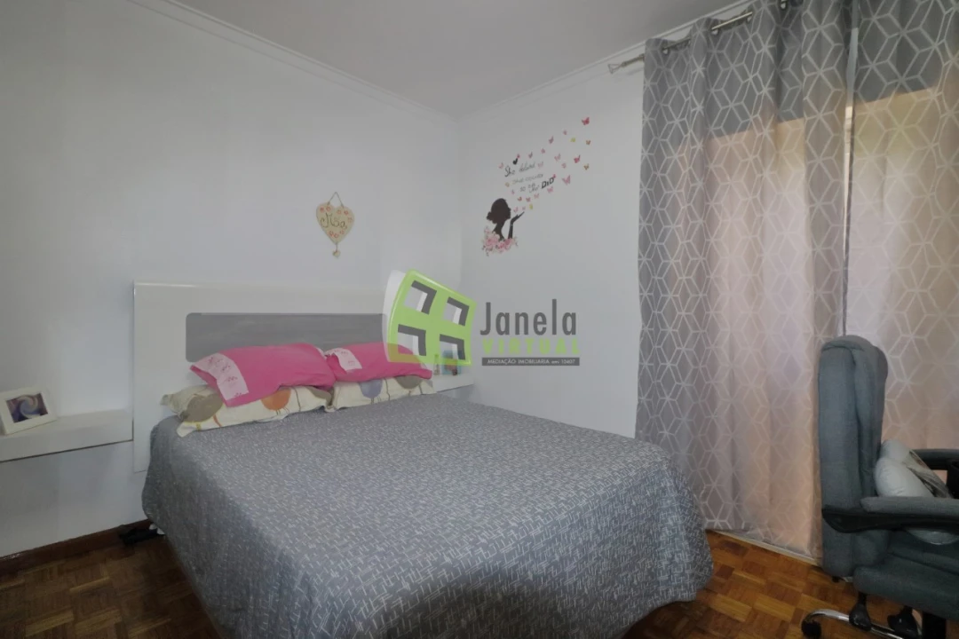 Apartamento T2 para Venda em Corroios Foto 10