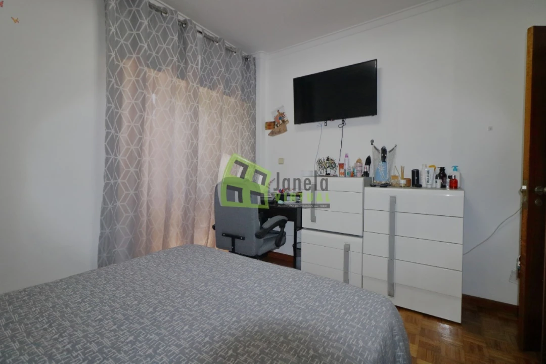 Apartamento T2 para Venda em Corroios Foto 12