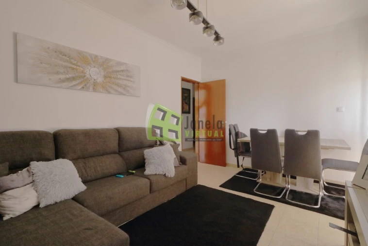 Apartamento T2 para Venda em Corroios Foto 3