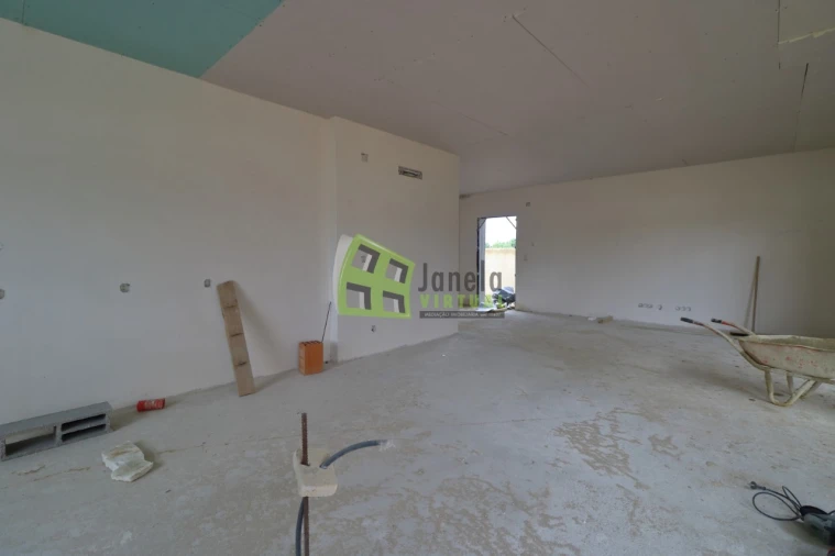 Moradia T4 para Venda em Quinta do Anjo Foto 4