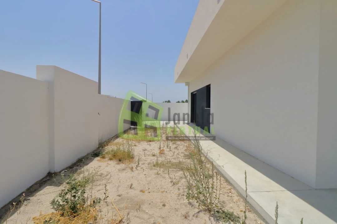 Moradia T4 para Venda em Quinta do Anjo Foto 32