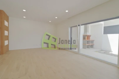 Moradia T4 para Venda em Quinta do Anjo