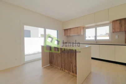 Moradia T4 para Venda em Quinta do Anjo