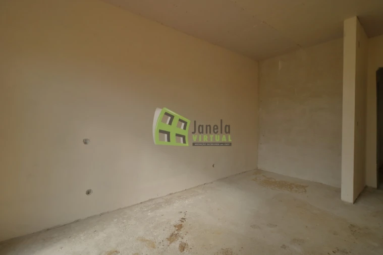 Moradia T4 para Venda em Quinta do Anjo Foto 7