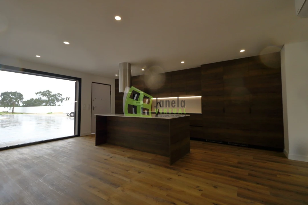 Quinta T5 para Venda em Quinta do Anjo Foto 3