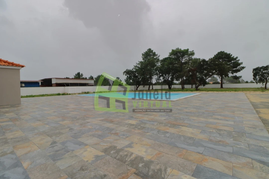 Quinta T5 para Venda em Quinta do Anjo Foto 1