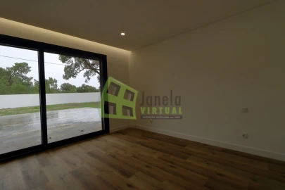 Quinta T5 para Venda em Quinta do Anjo