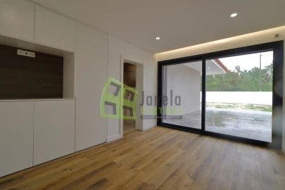 Moradia T5 para Venda em Quinta do Anjo
