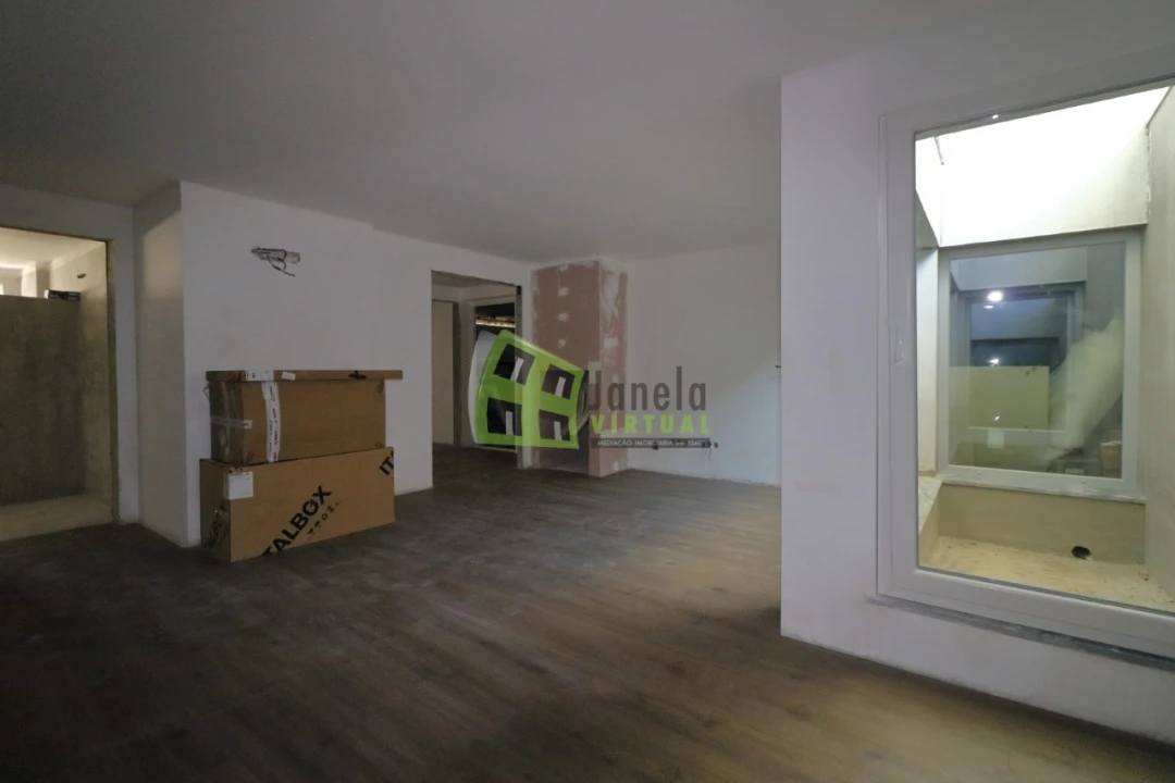 Moradia T3 para Venda em Charneca de Caparica e Sobreda Foto 32