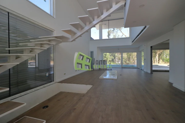 Moradia T3 para Venda em Charneca de Caparica e Sobreda Foto 12