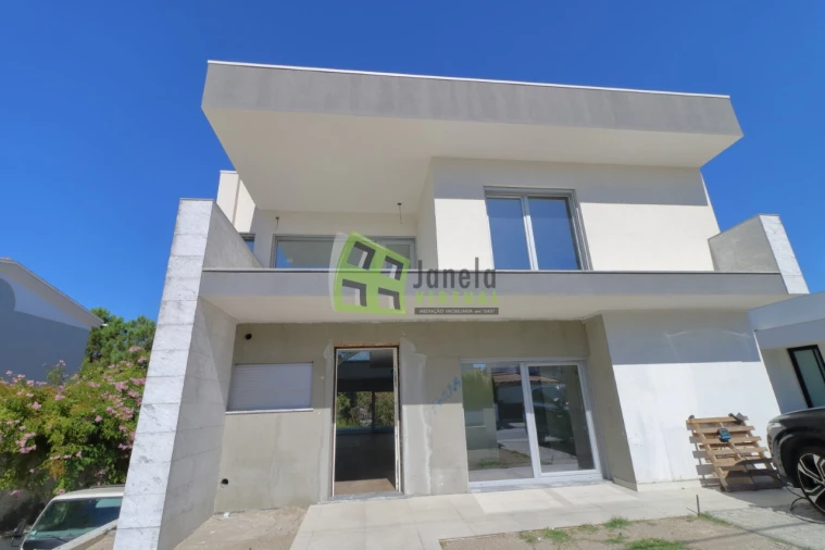 Moradia T3 para Venda em Charneca de Caparica e Sobreda Foto 34