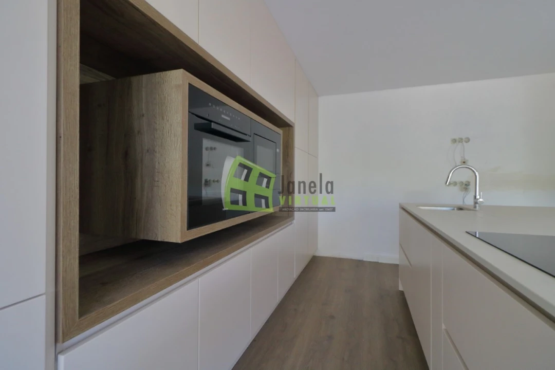 Moradia T3 para Venda em Charneca de Caparica e Sobreda Foto 6