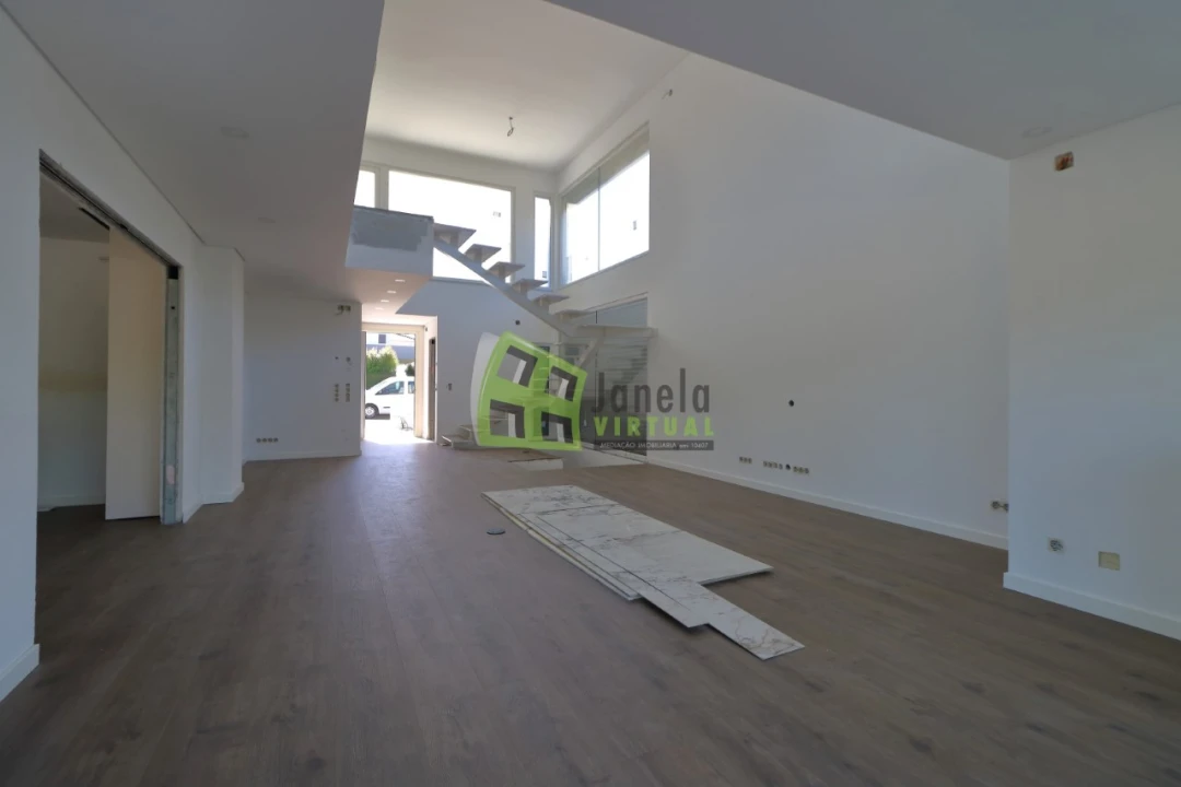 Moradia T3 para Venda em Charneca de Caparica e Sobreda Foto 8