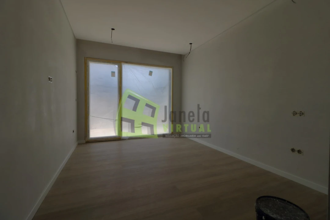 Moradia T4 para Venda em Quinta do Anjo Foto 22