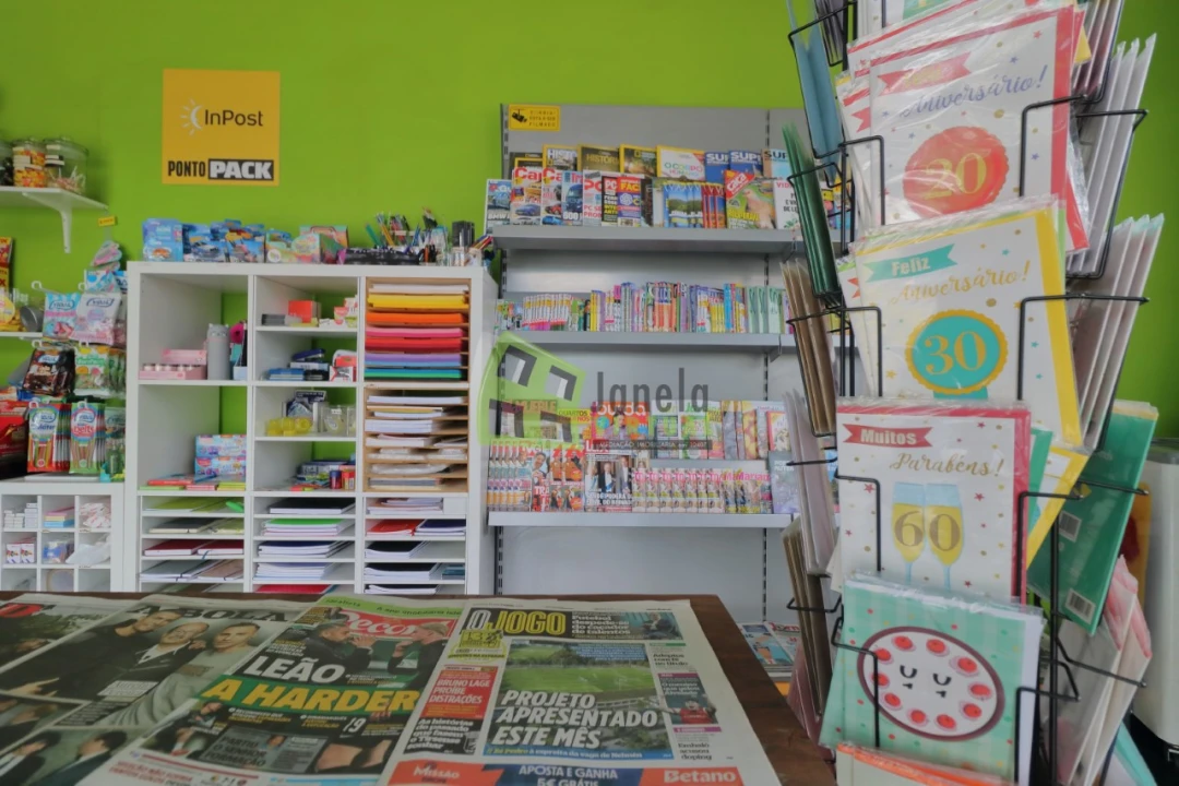 Loja para Venda em Seixal, Arrentela e Aldeia de Paio Pires Foto 8