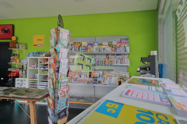 Loja para Venda em Seixal, Arrentela e Aldeia de Paio Pires Foto 4