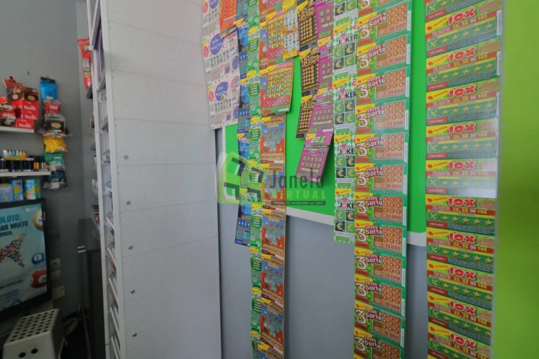 Loja para Venda em Seixal, Arrentela e Aldeia de Paio Pires Foto 7