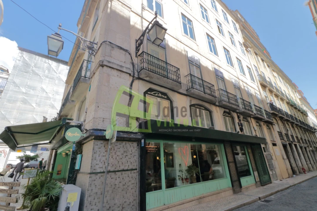 Prédio para Venda em Santa Maria Maior Foto 10