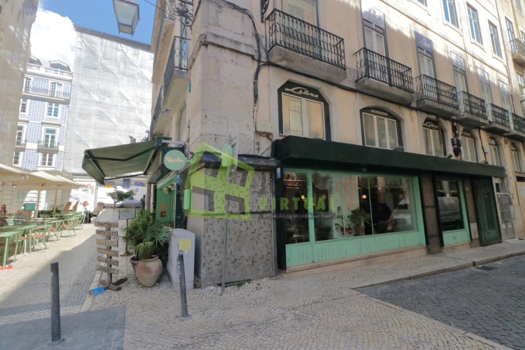 Prédio para Venda em Santa Maria Maior Foto 14