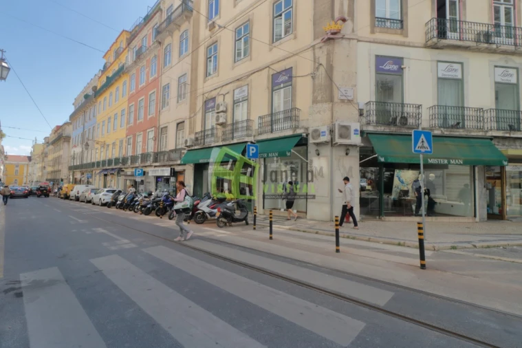 Prédio para Venda em Santa Maria Maior Foto 6
