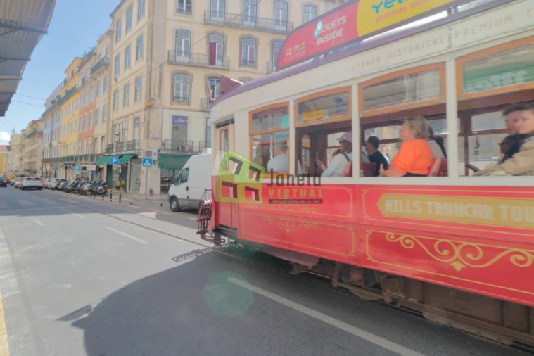 Prédio para Venda em Santa Maria Maior Foto 10