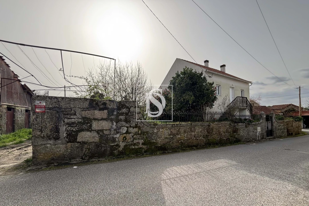 Moradia T3 para Venda em Dardavaz Foto 4