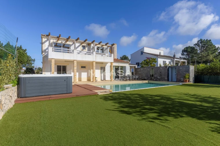 Moradia T4 para Venda em Aljezur Foto 3