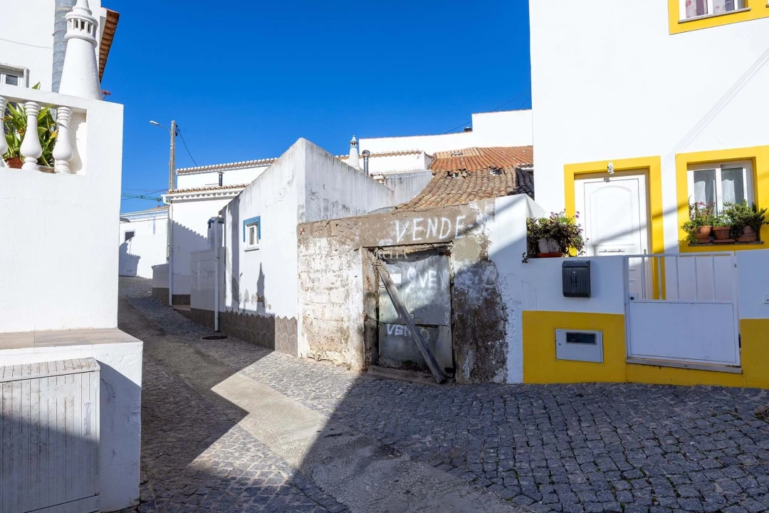 Moradia T2 para Venda em Bordeira Foto 4