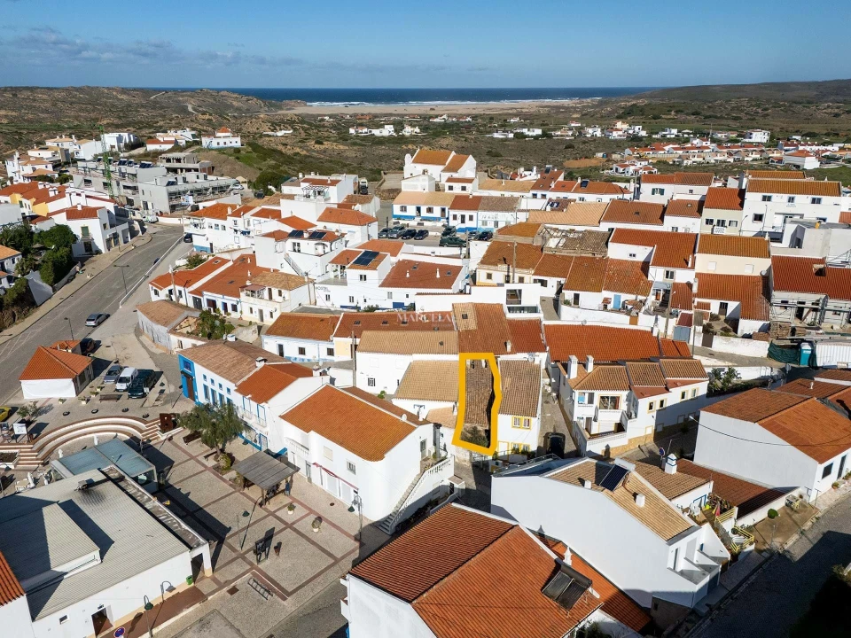 Moradia T2 para Venda em Bordeira Foto 5