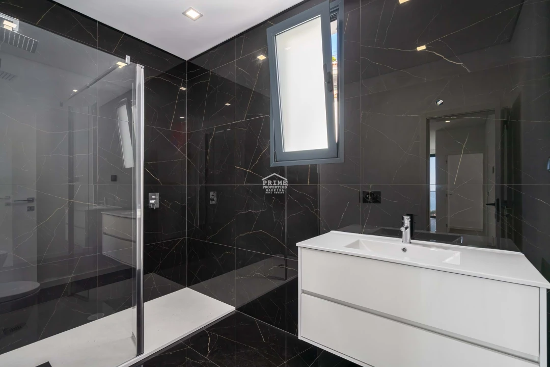 Moradia T3 para Venda em Funchal (Santa Luzia) Foto 13