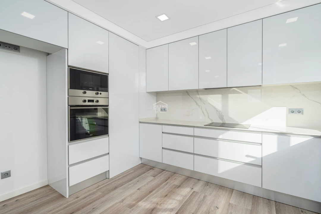 Moradia T3 para Venda em Funchal (Santa Luzia) Foto 8