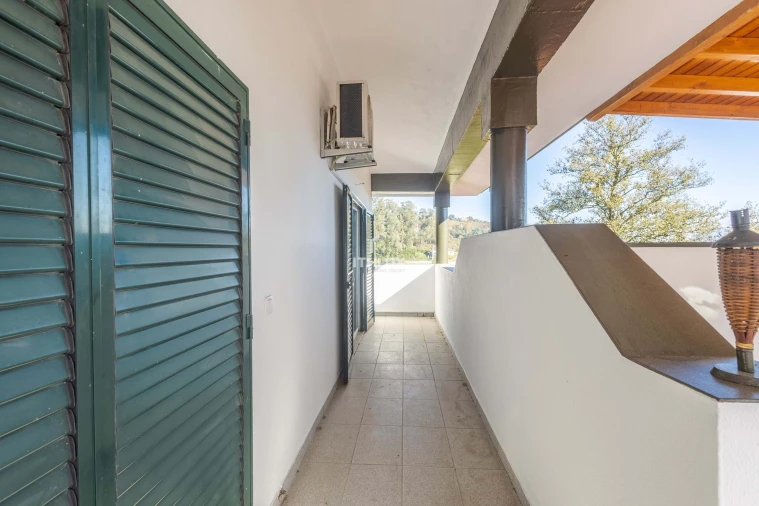 Moradia T4 para Venda em Vila Boa de Quires e Maureles Foto 24