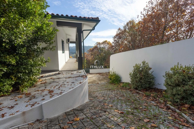 Moradia T4 para Venda em Vila Boa de Quires e Maureles Foto 37