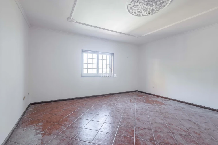 Moradia T4 para Venda em Vila Boa de Quires e Maureles Foto 5