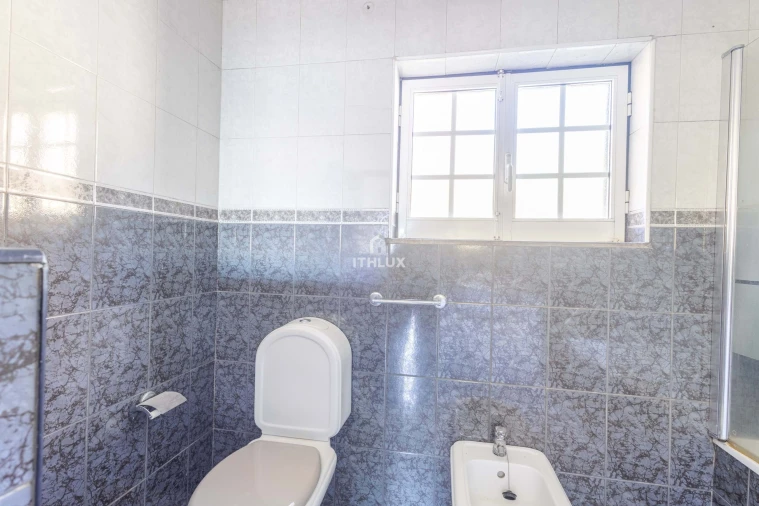 Moradia T4 para Venda em Vila Boa de Quires e Maureles Foto 19