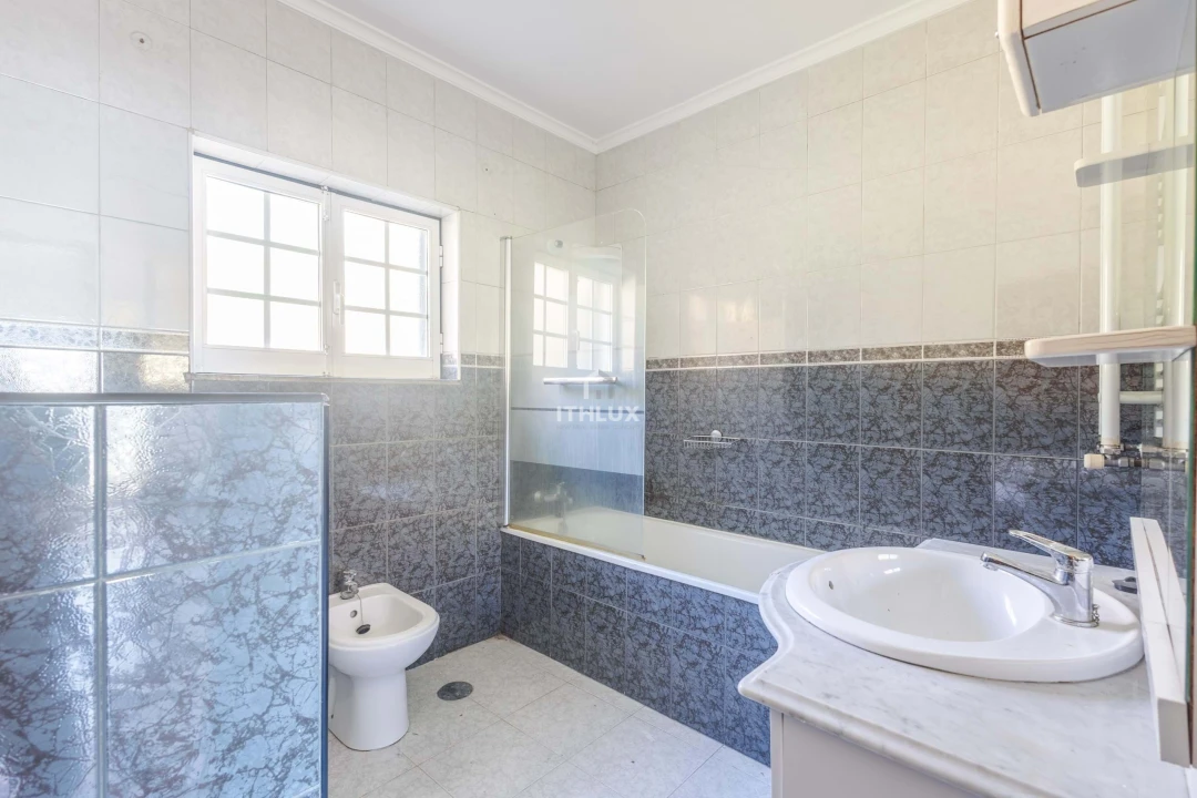 Moradia T4 para Venda em Vila Boa de Quires e Maureles Foto 18