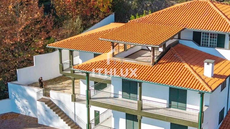Moradia T4 para Venda em Vila Boa de Quires e Maureles
