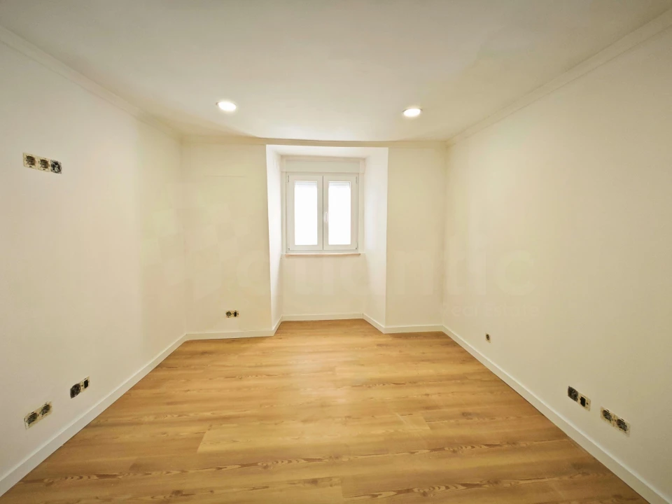 Apartamento T2 para Venda em São Vicente Foto 3