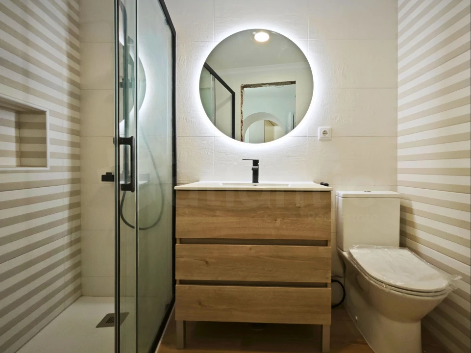 Apartamento T2 para Venda em São Vicente Foto 1