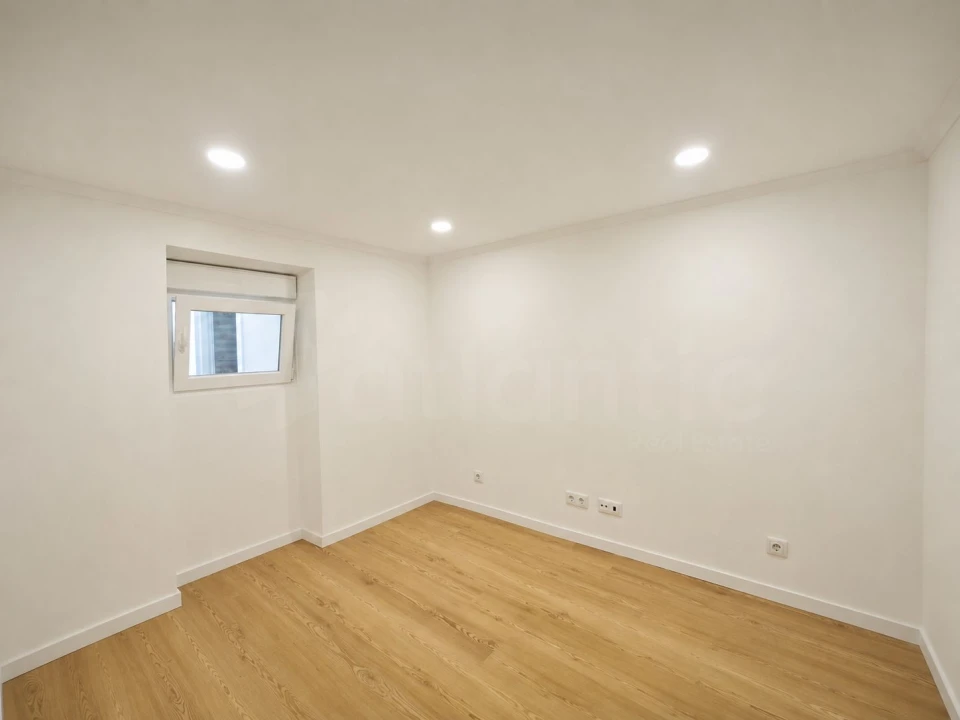 Apartamento T2 para Venda em São Vicente Foto 14