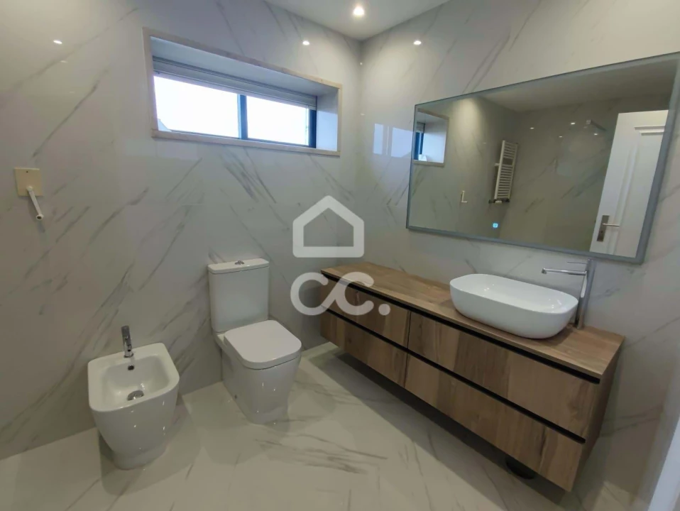 Apartamento T3 para Venda em Canidelo Foto 20