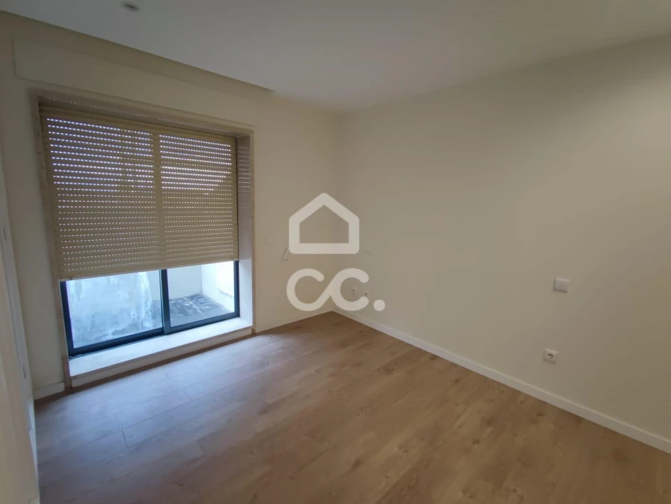 Apartamento T3 para Venda em Canidelo Foto 9