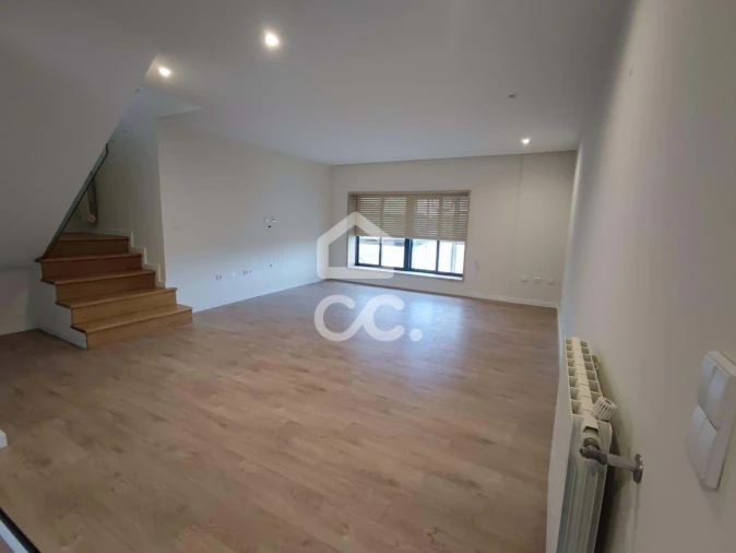 Apartamento T3 para Venda em Canidelo Foto 16
