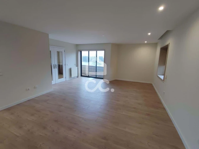 Apartamento T3 para Venda em Canidelo Foto 18