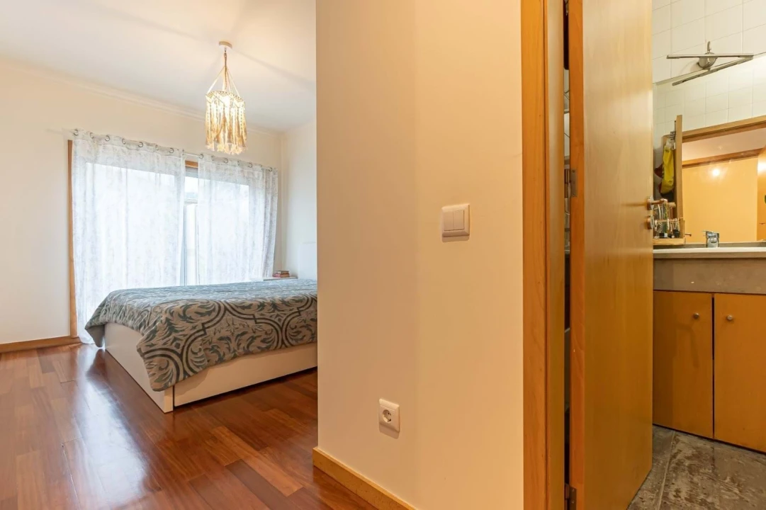 Apartamento T2 para Venda em Valongo Foto 18