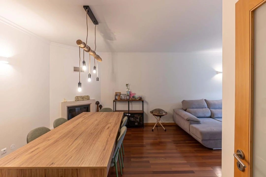 Apartamento T2 para Venda em Valongo Foto 8